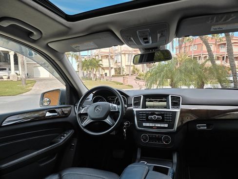 Used 2015 Mercedes-Benz ML 350 2WD image 61