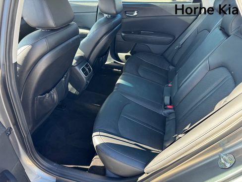 Used 2018 Kia Optima EX w/ Premium Package image 12