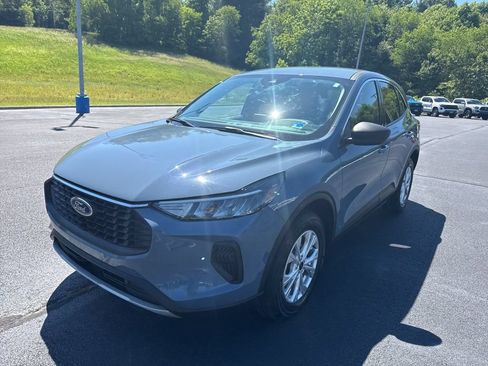 Used 2024 Ford Escape Active AWD/4WD image 4