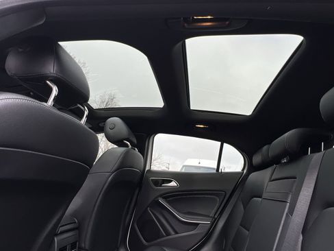 Used 2020 Mercedes-Benz GLA 250 4MATIC image 22