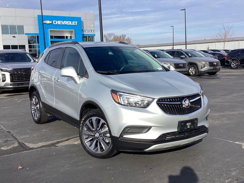 Used 2022 Buick Encore Preferred w/ Safety Package image 7