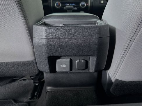 Used 2024 Toyota Tacoma TRD Sport image 29