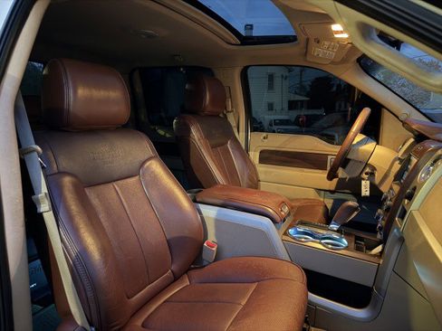 Used 2013 Ford F150 King Ranch w/ King Ranch Chrome Pkg image 13
