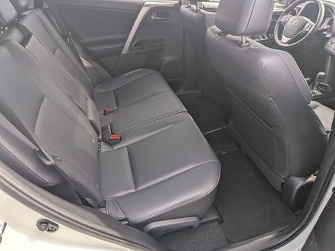 Used 2018 Toyota RAV4 Limited image 34
