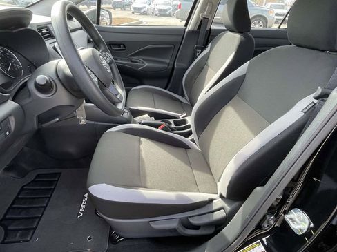 Used 2025 Nissan Versa S w/ Trunk Package image 13