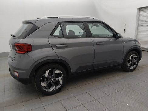 Used 2023 Hyundai Venue SEL w/ Cargo Package FWD image 10