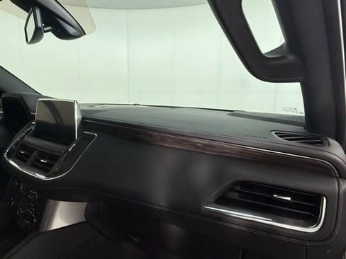 Used 2021 Chevrolet Tahoe LT image 33