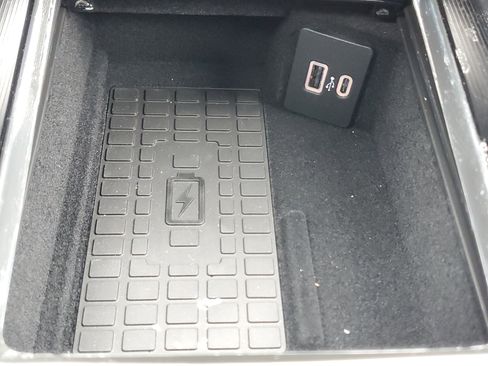 New 2026 Lincoln Corsair Premiere image 23