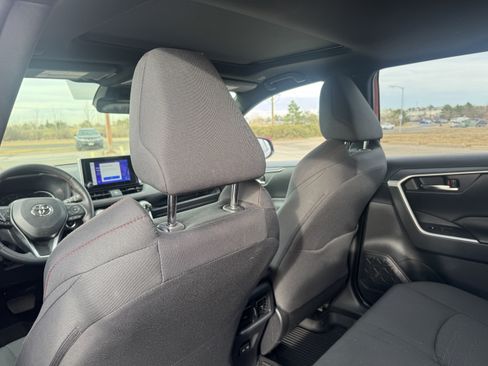 Used 2023 Toyota RAV4 SE w/ Weather & Moonroof Package image 14