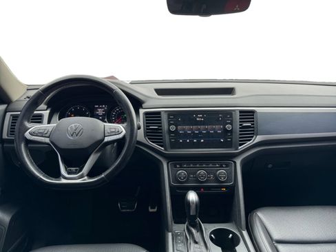 Used 2021 Volkswagen Atlas SE FWD image 12