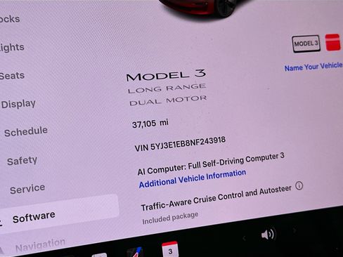 Used 2022 Tesla Model 3 Long Range AWD/4WD image 18