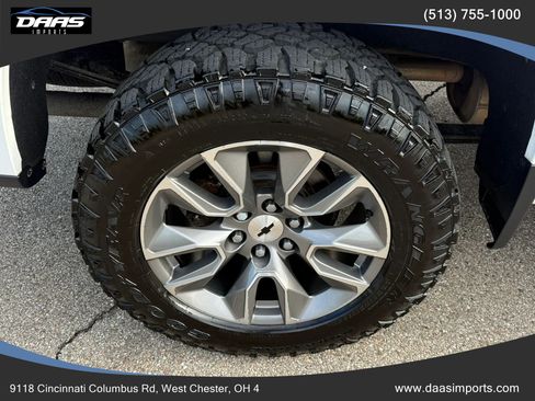Used 2019 Chevrolet Silverado 1500 RST AWD/4WD image 59