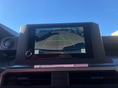 Certified 2025 Toyota Tacoma SR5 image 19