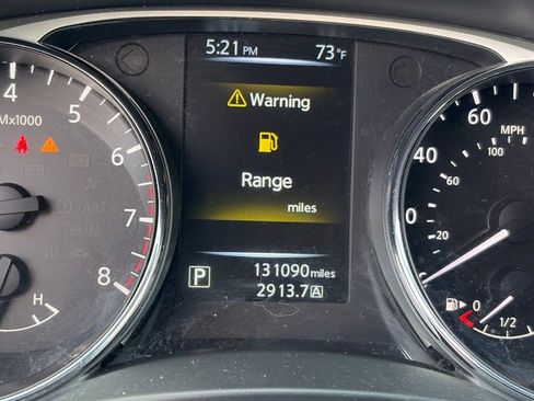 Used 2014 Nissan Rogue SV AWD/4WD image 29