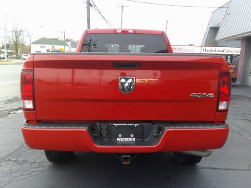 Used 2018 RAM 1500 Express w/ Express Value Package image 4