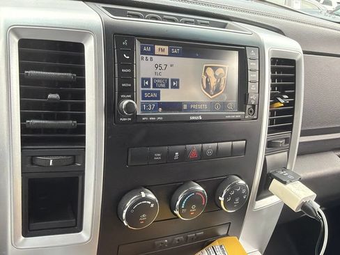 Used 2011 RAM 1500 Sport RWD image 5