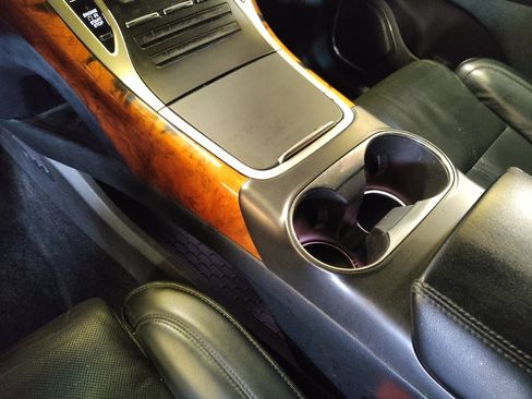 Used 2018 Lincoln MKX Reserve image 26