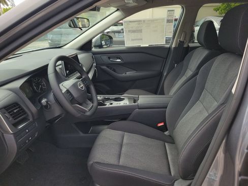 New 2026 Nissan Rogue SV w/ Cold Weather Package FWD image 18