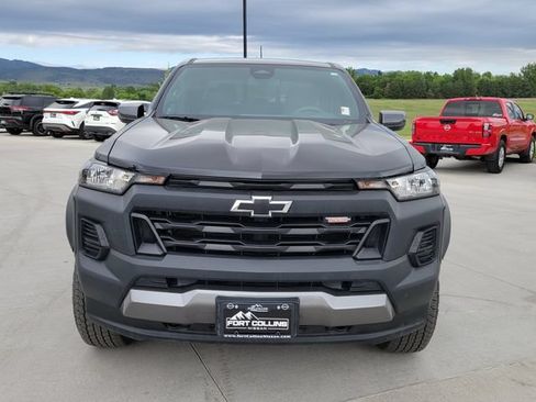 Used 2025 Chevrolet Colorado Trail Boss AWD/4WD image 8