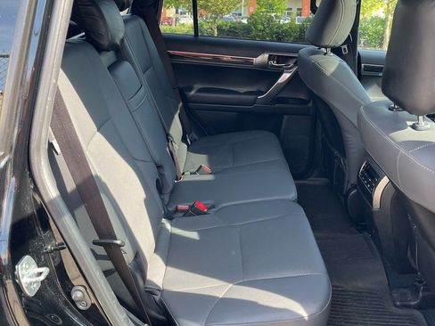 Used 2022 Lexus GX 460 Premium w/ Premium Package AWD/4WD image 23