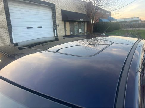 Used 2011 Chrysler 200 Limited FWD image 14