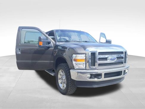 Used 2008 Ford F250 FX4 AWD/4WD image 8