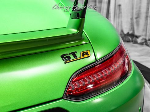 Used 2018 Mercedes-Benz AMG GT R image 34