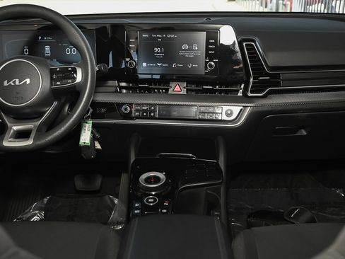 Used 2023 Kia Sportage LX FWD image 25