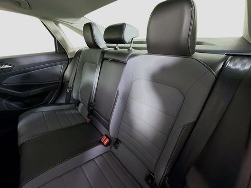 Used 2025 Volkswagen Jetta SE FWD image 24