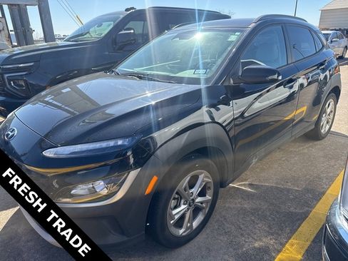 Used 2023 Hyundai Kona SEL image 2
