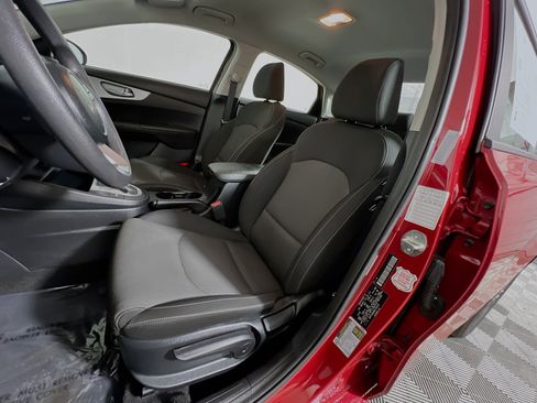 Used 2024 Kia Forte LXS image 15