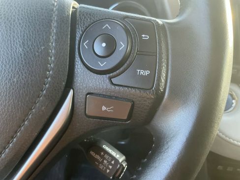 Used 2017 Toyota RAV4 XLE image 24