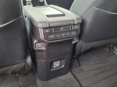 Used 2024 Toyota Grand Highlander Limited image 15