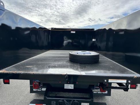 New 2025 Ford F450 XL 4WD SuperCab 192 WB 84 CA image 9