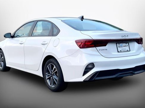 Used 2023 Kia Forte LXS w/ LXS Technology Package FWD image 13