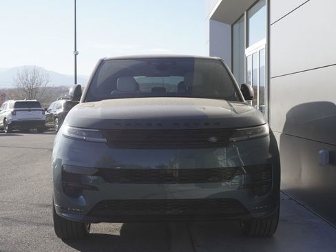 New 2025 Land Rover Range Rover Sport Dynamic SE image 5