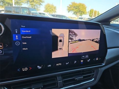 Used 2024 Chevrolet Equinox EV RS image 14