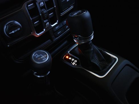 New 2026 Jeep Wrangler Unlimited Sahara image 31