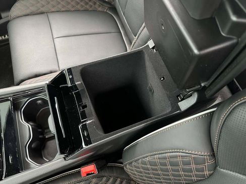 New 2025 Jeep Grand Cherokee Summit w/ Luxury Tech Group V image 36