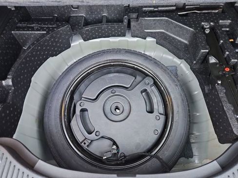 Used 2021 Buick Encore Preferred FWD image 46