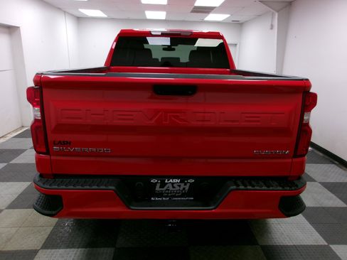 Used 2019 Chevrolet Silverado 1500 Custom w/ Trailering Package AWD/4WD image 13