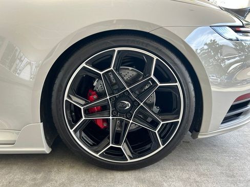 Used 2021 Porsche 911 AWD/4WD image 15
