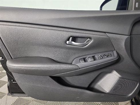 Used 2023 Nissan Sentra S FWD image 38