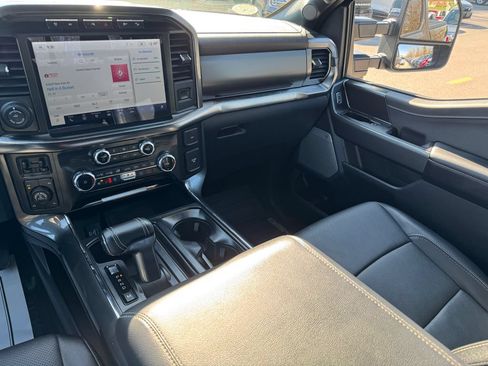 Used 2022 Ford F150 Lariat w/ Equipment Group 502A High AWD/4WD image 33
