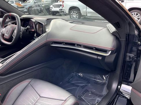 Used 2020 Chevrolet Corvette Stingray Premium Conv w/ 3LT Preferred Equipment Group image 16