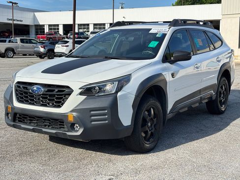 Used 2022 Subaru Outback Wilderness w/ Wilderness Package AWD/4WD image 4