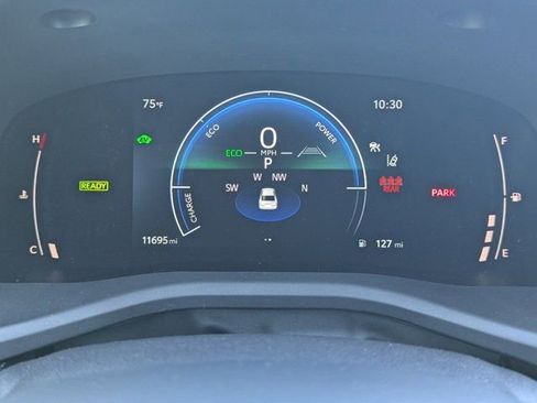 Used 2025 Toyota Camry LE w/ Convenience Package image 23