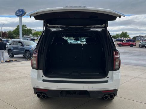 Used 2024 Chevrolet Tahoe High Country AWD/4WD image 7