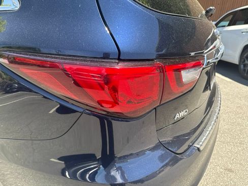 Used 2019 INFINITI QX60 Luxe w/ Essential Package AWD/4WD image 10