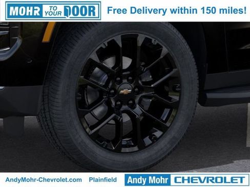 New 2026 Chevrolet Suburban Premier AWD/4WD image 11